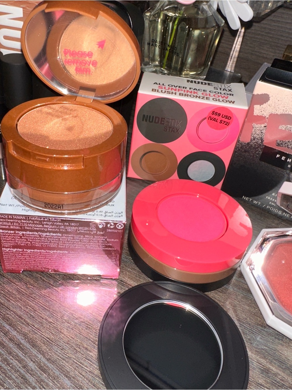 10pc Bundle Of Bronzers, Skin Tint, Blush Foundation, Concealer & Highlighter - Picture 15 of 17